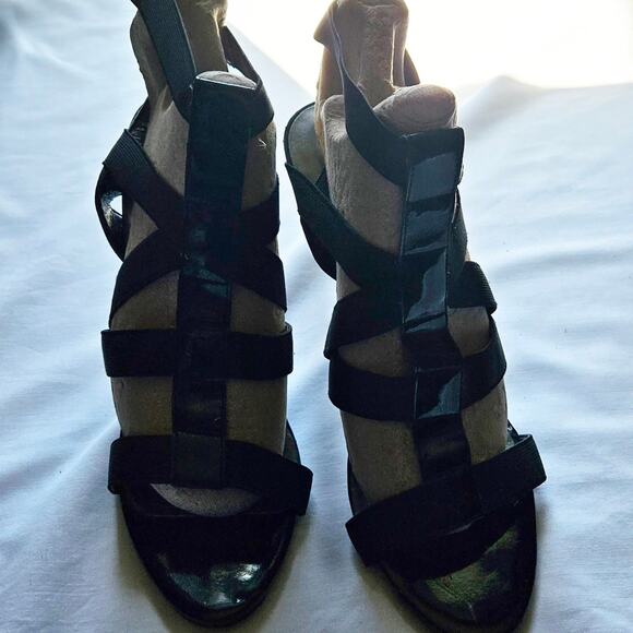 JS By Jessica Size 10 High Heel Black Elastic Strappy Pointy Heel - Picture 2 of 5